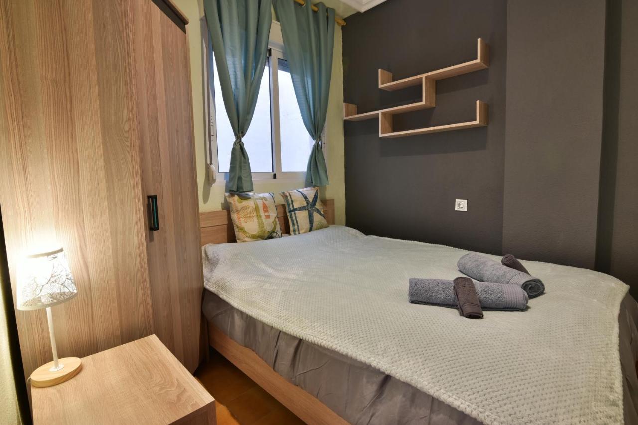 Apartamento Gregorio Torrevieja Esterno foto